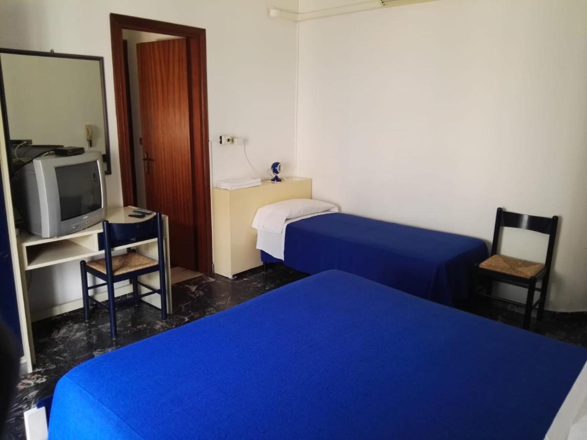 Affittacamere Al Centro Di Milazzo Exterior foto