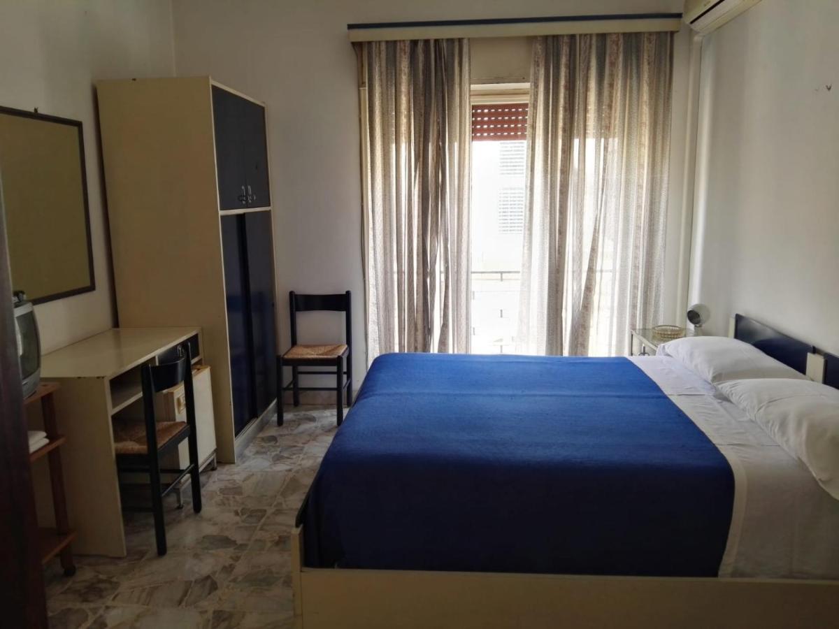 Affittacamere Al Centro Di Milazzo Exterior foto